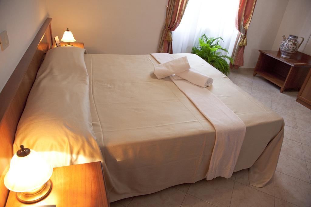 Assisi Garden Hotel Екстериор снимка